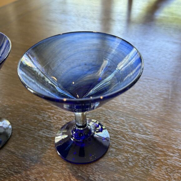 Set of 4 Hand Blown Cobalt Blue Martini / Cocktail Glasses – Clear Stem, Vintage - Picture 16 of 16